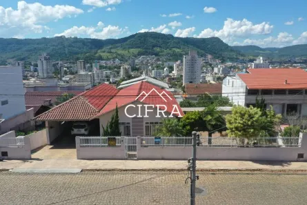 Casa com 4 Quartos à venda, 298m² no Centro, Rio do Sul