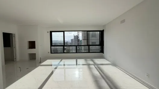 Apartamento com 3 Quartos à venda, 130m² no Centro, Balneário Camboriú