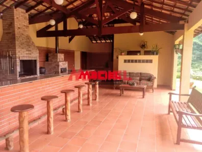 Fazenda/Sítio com 3 Quartos à venda, 600m² no , Paraibuna