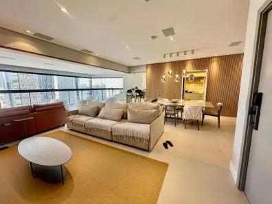 Apartamento com 3 Quartos para alugar, 227m² no Chácara Santo Antônio (Zona Sul), São Paulo
