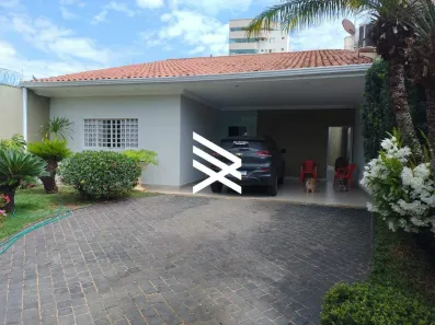 Casa com 3 Quartos à venda, 245m² no Lagoinha, Uberlândia