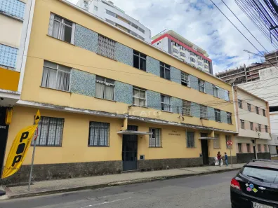 Apartamento com 2 Quartos para alugar, 74m² no Centro, Juiz de Fora