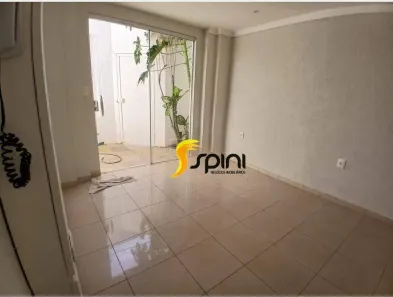 Casa com 2 Quartos para alugar, 150m² no Morada da Colina, Uberlândia