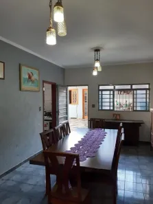 Casa com 3 Quartos à venda, 305m² no Vila Independência, Limeira