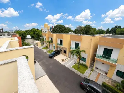 Casa de Condomínio com 3 Quartos para alugar, 180m² no Flores, Manaus