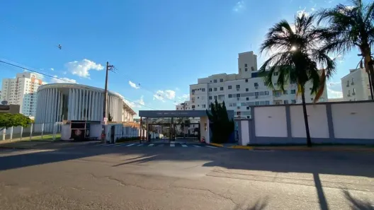 Apartamento com 2 Quartos para alugar, 97m² no São Francisco, Campo Grande