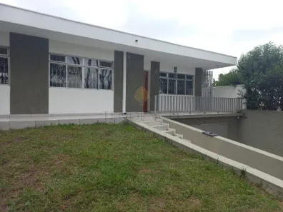 Casa com 3 Quartos à venda, 201m² no Guabirotuba, Curitiba