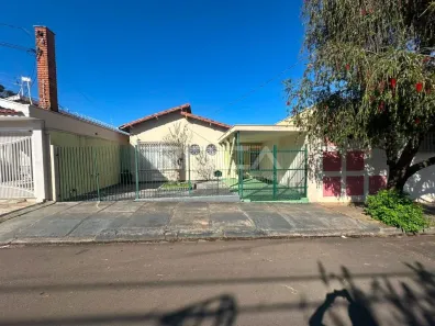 Casa com 2 Quartos à venda, 177m² no Centro, São Carlos