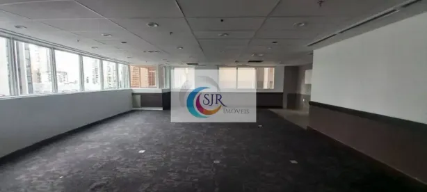 Sala Comercial para alugar, 200m² no Vila Olímpia, São Paulo