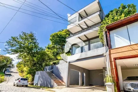 Casa de Condomínio com 5 Quartos à venda, 436m² no Vila Progresso, Niterói