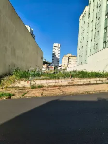 Lote/Terreno à venda, 250m² no Jardim Gibertoni, São Carlos
