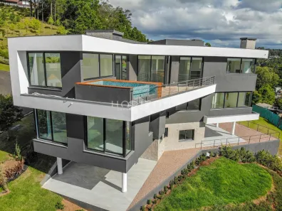Casa de Condomínio com 4 Quartos à venda, 570m² no Bavária, Gramado