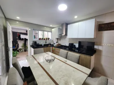 Sobrado com 2 Quartos à venda, 90m² no Vila Universitária, São Paulo