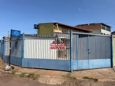 Casa com 1 Quarto para alugar, 80m² no Samambaia Sul, Brasília