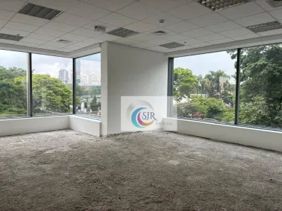 Sala Comercial para alugar, 206m² no Indianópolis, São Paulo