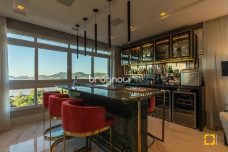 Apartamento com 3 Quartos à venda, 304m² no Agronômica, Florianópolis