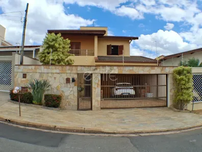 Sobrado com 4 Quartos à venda, 270m² no Jardim Magnólia, Campinas