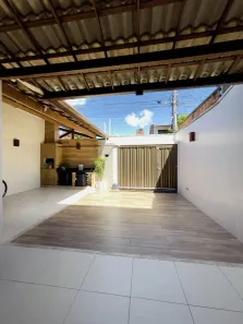 Casa com 2 Quartos à venda, 104m² no Guajeru, Fortaleza