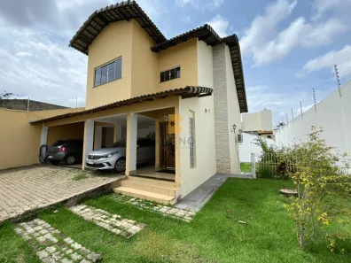 Sobrado com 5 Quartos à venda, 217m² no Santa Rosa, Cuiabá