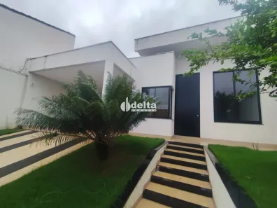 Casa com 3 Quartos à venda, 434m² no Cidade Jardim, Uberlândia