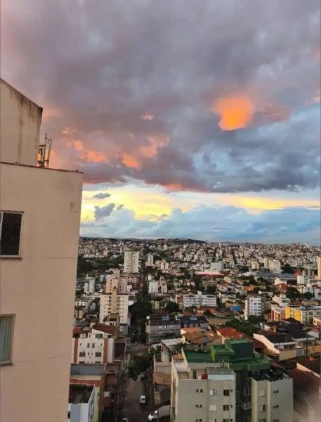 Apartamento com 2 quartos — Nova Suíssa, Belo Horizonte