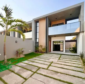 Sobrado com 4 Quartos à venda, 126m² no Tamatanduba, Eusébio