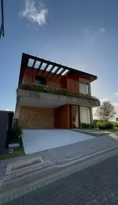 Sobrado com 4 Quartos à venda, 290m² no Várzea do Ranchinho, Camboriú