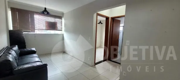 Apartamento com 2 Quartos para alugar, 52m² no Segismundo Pereira, Uberlândia