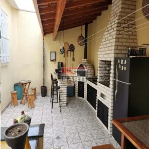 Sobrado com 4 Quartos à venda, 215m² no Vila Iório, São Paulo