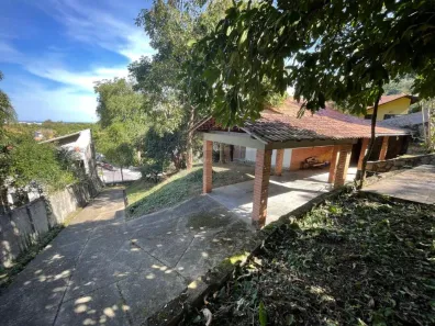 Lote/Terreno à venda, 1440m² no Jardim Imbuí, Niterói