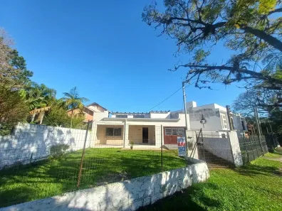 Casa com 4 Quartos para alugar, 200m² no Ipanema, Porto Alegre