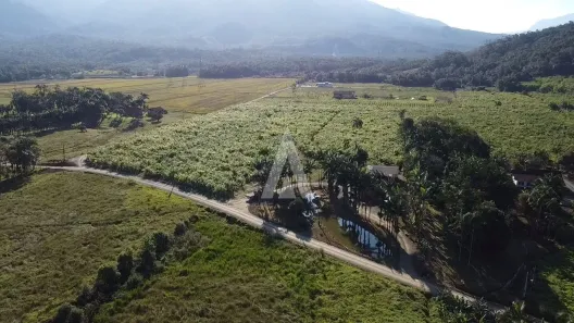 Fazenda/Sítio com 3 Quartos à venda, 140m² no Distrito Industrial, Garuva