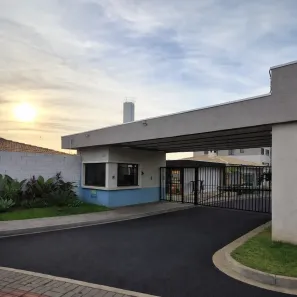 Apartamento com 2 Quartos à venda, 47m² no Jardim Maria Celina, Londrina