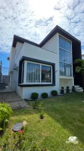 Casa com 3 Quartos à venda, 232m² no Armação, Penha
