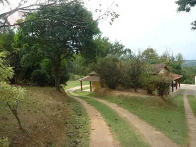 Fazenda/Sítio com 3 Quartos à venda, 25000m² no Jardim Liberdade, Jundiaí