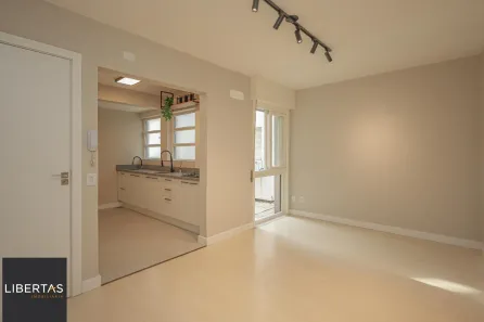 Apartamento com 2 Quartos à venda, 55m² no Bom Fim, Porto Alegre
