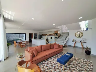 Casa de Condomínio com 4 Quartos à venda, 305m² no Ninho Verde 2, Pardinho