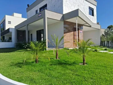 Casa com 3 Quartos à venda, 162m² no Cachoeira do Bom Jesus, Florianópolis