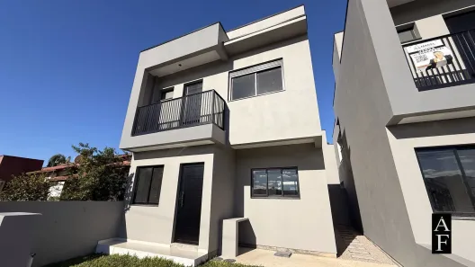 Sobrado com 2 Quartos à venda, 98m² no Campo D'una, Garopaba
