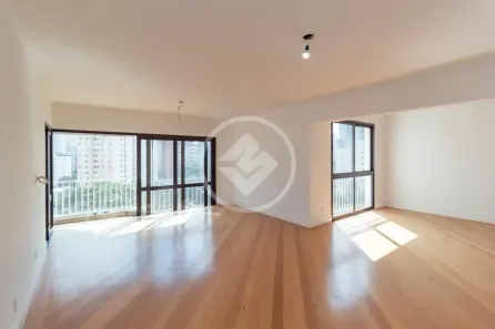 Apartamento com 3 Quartos para venda ou aluguel, 180m² no Moema, São Paulo