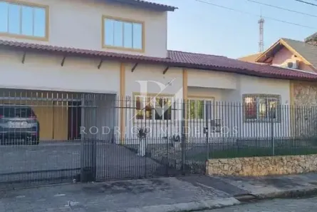 Casa com 4 Quartos à venda, 250m² no Santa Mônica, Florianópolis