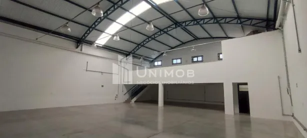 Galpão/Depósito/Armazém para alugar, 350m² no Jardim do Trevo, Campinas