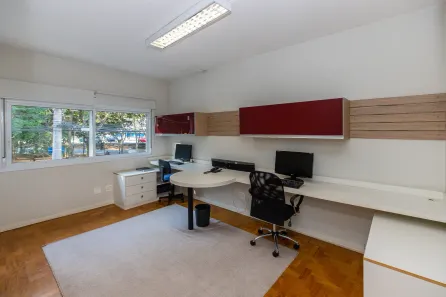 Casa com 3 Quartos à venda, 380m² no Jardim Petrópolis, São Paulo