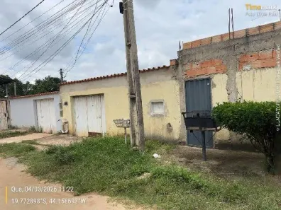 Casa com 2 Quartos à venda, 182m² no Santa Cecilia, Esmeraldas
