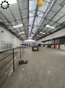Galpão/Depósito/Armazém para alugar, 720m² no Vila Silviânia, Carapicuíba