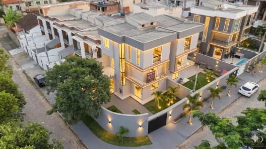 Sobrado com 4 Quartos à venda, 157m² no Campo Grande, Rio de Janeiro