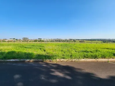 Lote/Terreno à venda, 220m² no Jardim Holambra, Cedral