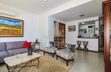 Casa com 3 Quartos à venda, 220m² no Hípica, Porto Alegre