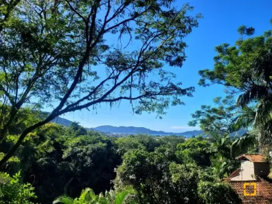 Casa com 3 Quartos à venda, 200m² no Lagoa da Conceição, Florianópolis
