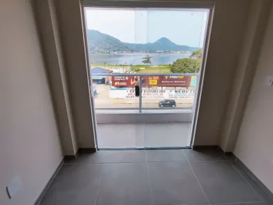 Apartamento com 2 Quartos à venda, 50m² no Parque Bitaru, São Vicente